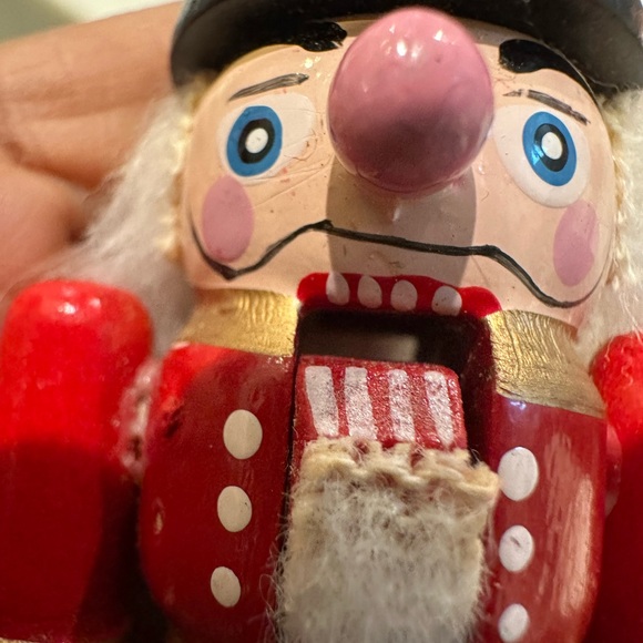 Avon Holiday Nutcracker Ornament- red - Picture 10 of 16